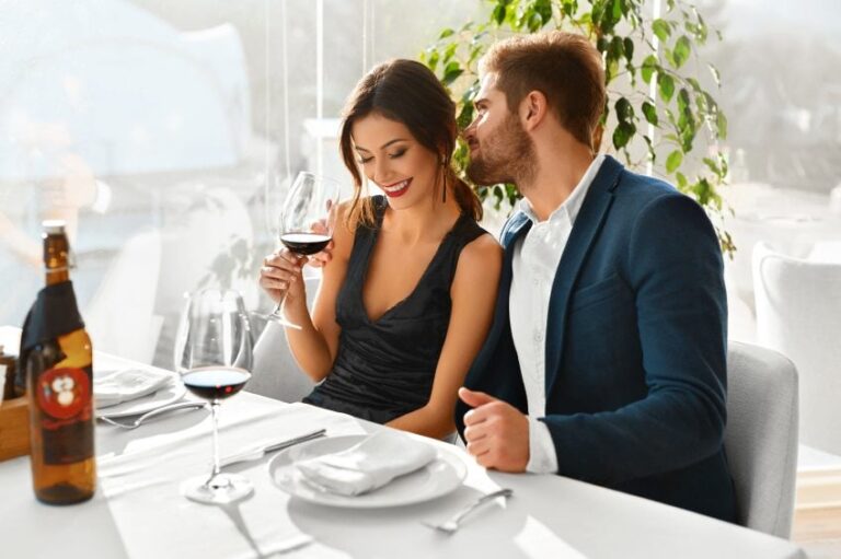 Why I Won’t Date A Guy Who Won’t Let Me Pick Up The Check